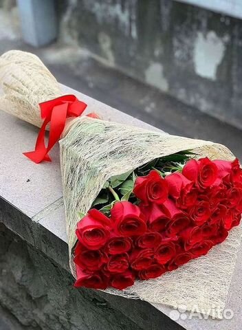 Метровые розы Доставка цветов