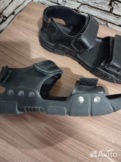 Сандалии на мальчика р.34