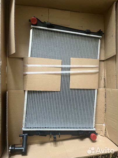 Радиатор охлаждения Hyundai Elantra(HD) /i30(FD)