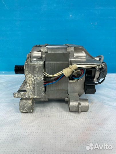 Двигатель стиральной машины Whirlpool 