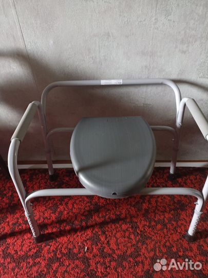 Санитарный стул туалет для людей с одирением