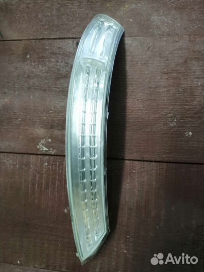 Повторитель поворота в зеркало volkswagen touareg