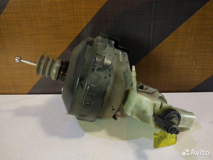 Вакуумный усилитель Volkswagen Passat B6 AXZ 2006