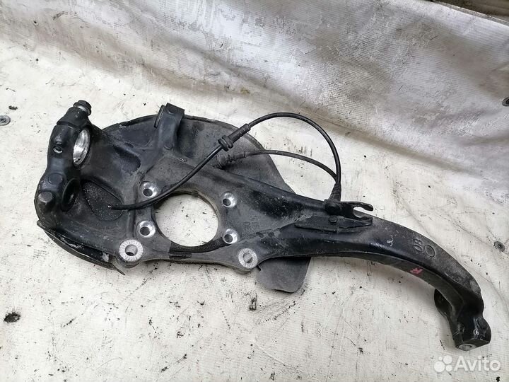 Цапфа передняя правая Audi A6 C7 4G