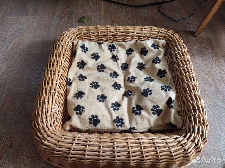 Лежанка для собак или кошек