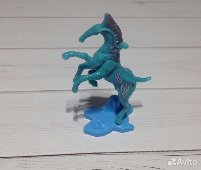 Игрушки из киндера, серия Аватар. Европа. Новые