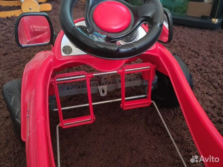 Машинка-каталка самоходная