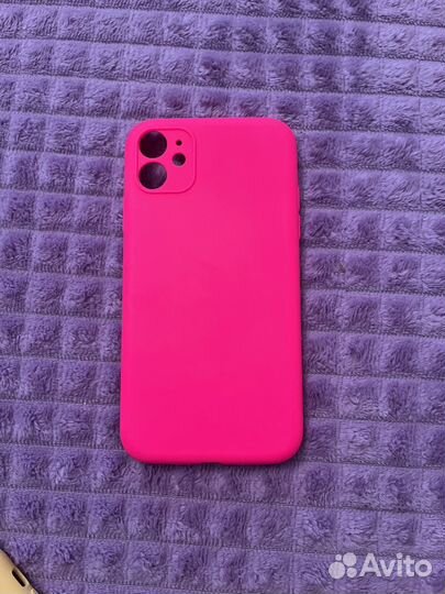 Чехлы на телефон iPhone 11