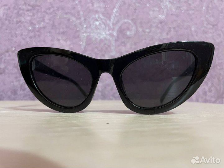 Солнцезащитные очки