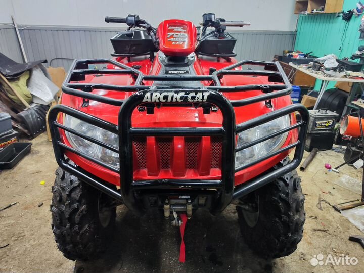 Arctic Cat 700, пробег 1670км идеальное состояние