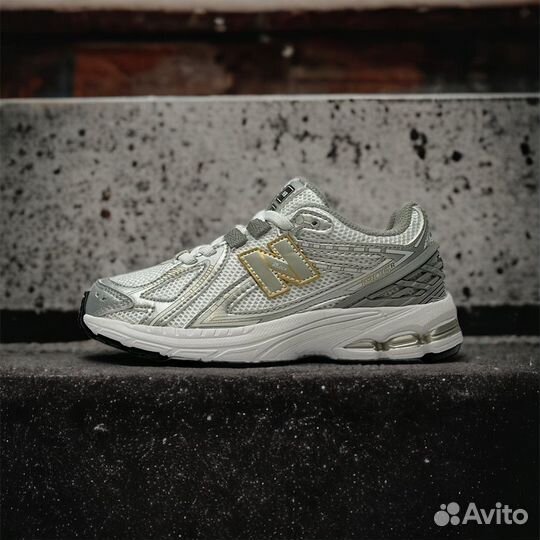 Кроссовки New Balance 1906r детские