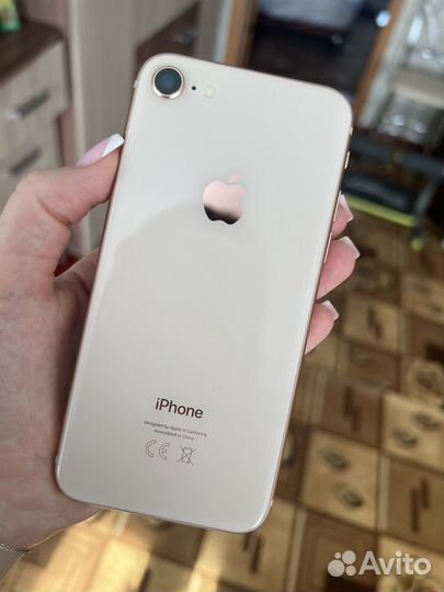 iPhone 8, 64 ГБ