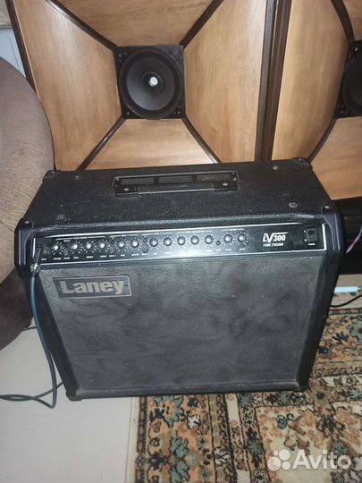 Laney lv 300 Гитарный комбоусилитель 120ват