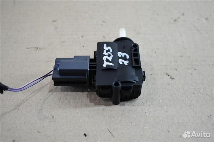 Замок лючка бензобака Ford Mondeo 4 поколение qxba