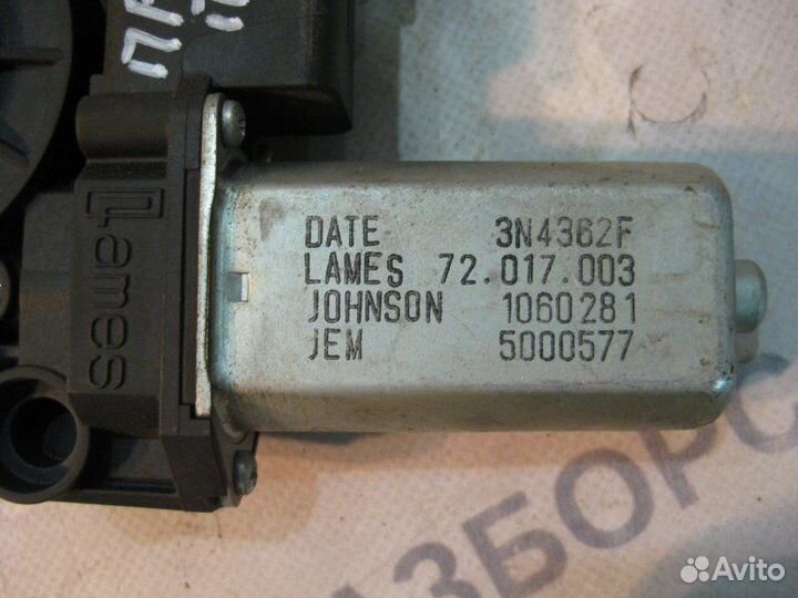 Мотор стеклоподъемника передний правый Opel Corsa