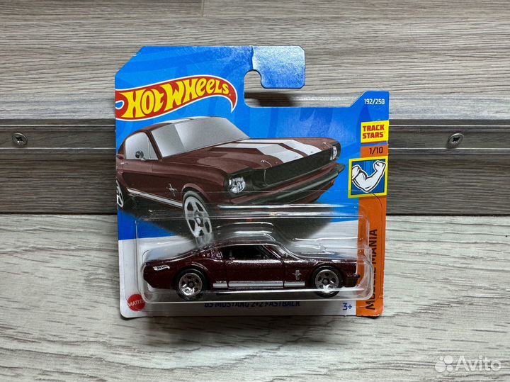 Hot wheels ford mustang 2+2 fastback
