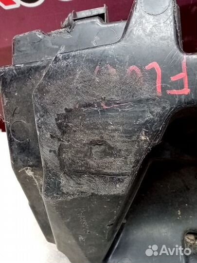 Корпус воздушного фильтра Renault Fluence