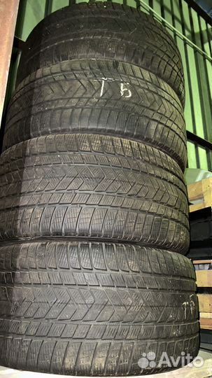 Pirelli Winter Sottozero 275/40 R21 и 305/40 R21 96H