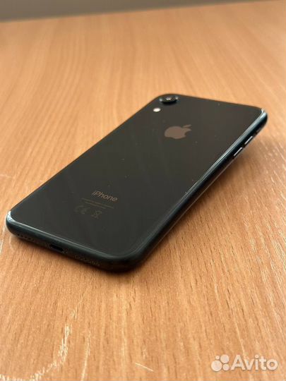 iPhone Xr, 64 ГБ