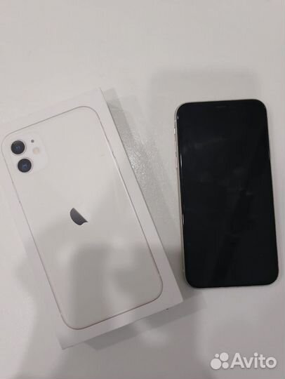 iPhone 11, 64 ГБ