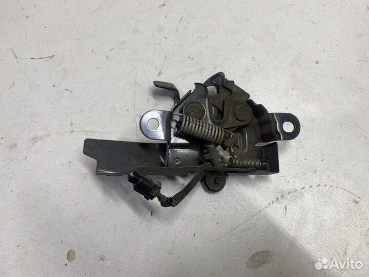 Замок капота передний Toyota Camry V70/V75