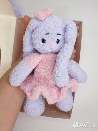 Вязаный заяц