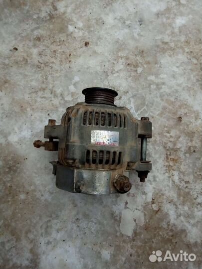 Генератор Toyota Carina E