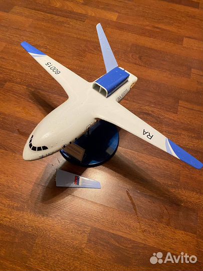 Модель самолета М-60гп