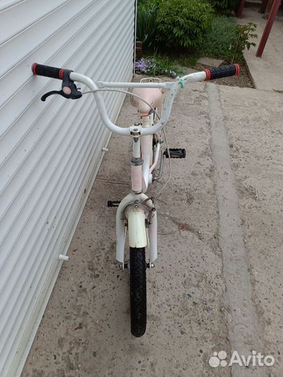 Детский велосипед. Возраст 6-9 лет