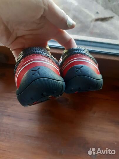 Кроссовки Кларкс натур.кожа 25р