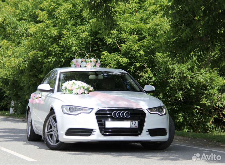 Украшения на свадебный автомобиль