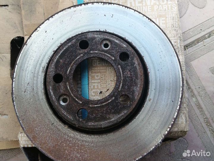 Тормозные диски передние. Меган 3