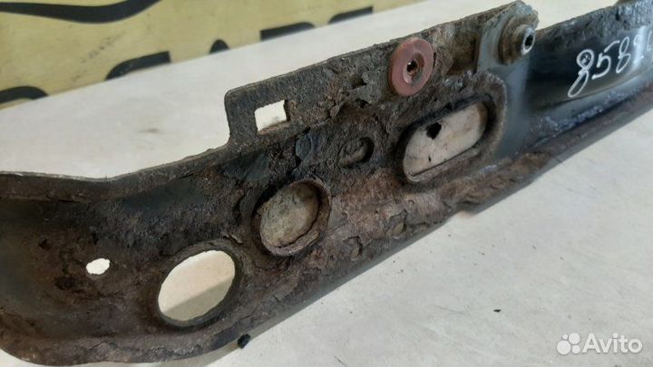 Балка подрадиаторная Ford Focus 3 седан jqdb 2013