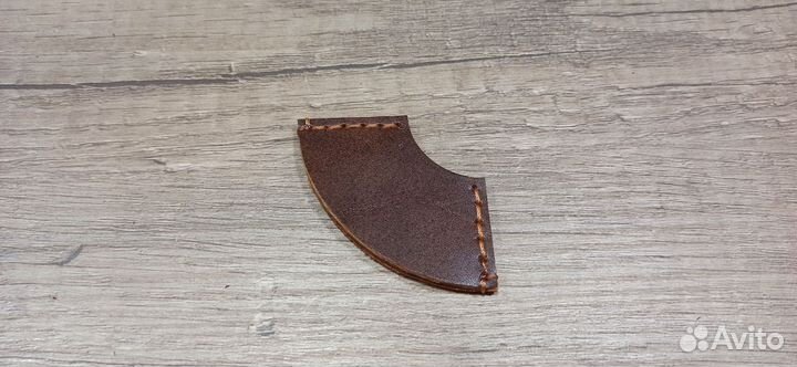 Книжная закладка - уголок из натуральной кожи