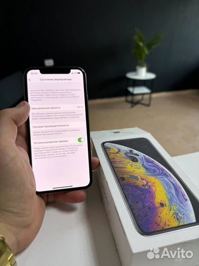 iPhone Xs, 64 ГБ