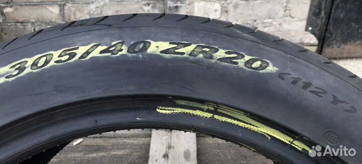 Pirelli P Zero 305/40 R20