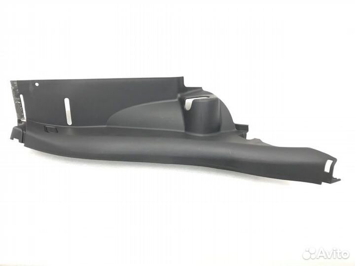 Обшивка стойки задняя правая Chevrolet Cruze 1