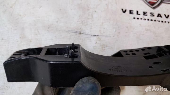 Каркас ручки двери LADA Vesta 2015-2023 год