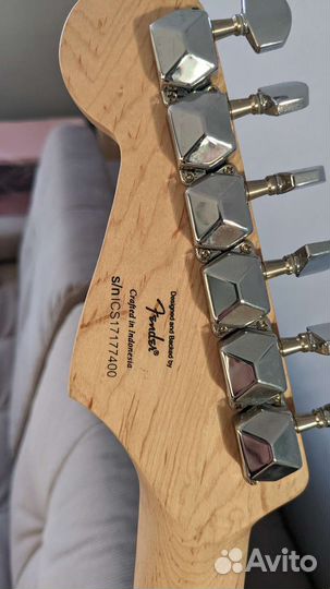 Электрогитара Fender Squier Bullet Strat
