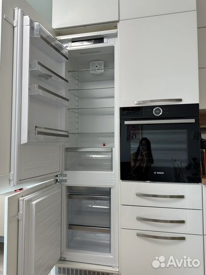 Встраиваемый холодильник whirlpool