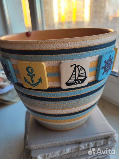 Горшок для цветоа