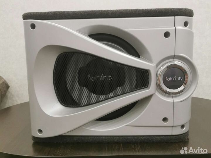 Сабвуфер infinity 1240se