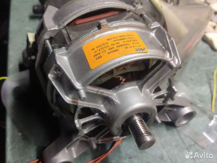 Электродвигатель от стиральной машины Bosch