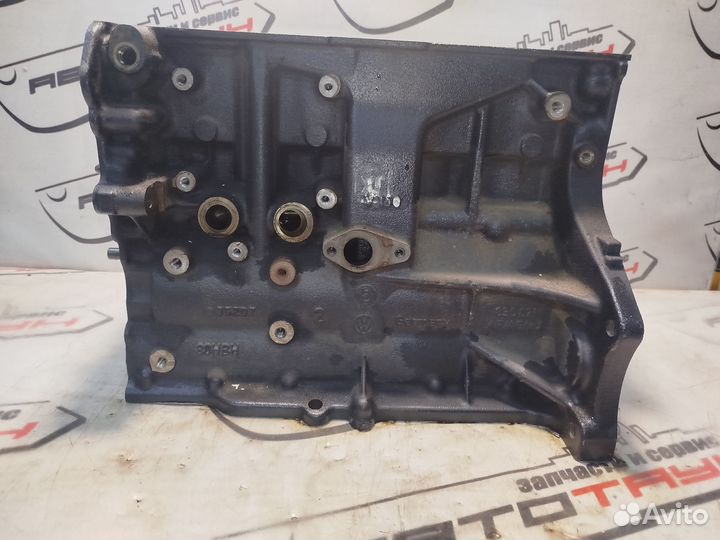 Блок цилиндров volkswagen BLG BMY golf golf plus jetta touran 1K1 1K2 1K5 1T1 1T2 5M1 MK5 03C103011A