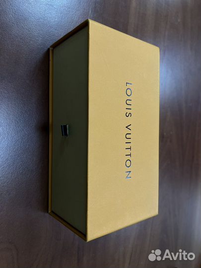 Очки lois vuitton