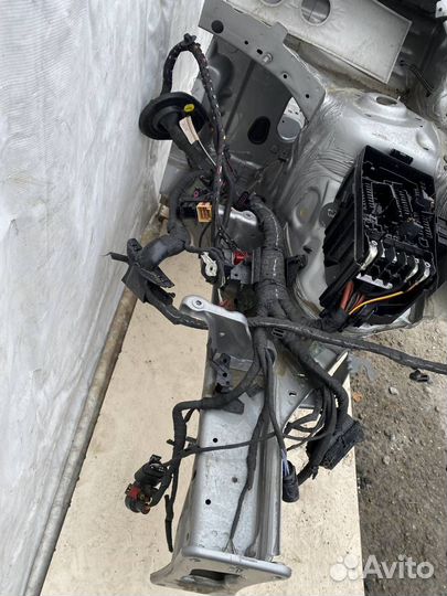 Лонжерон передний левый Volkswagen Tiguan 2017