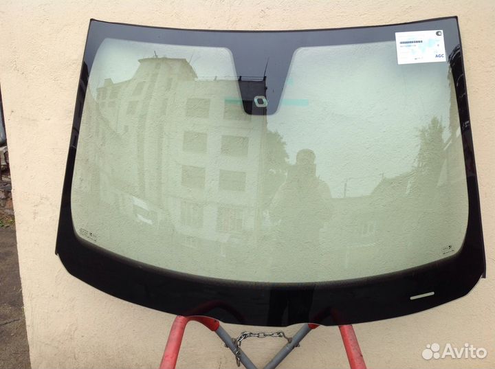 Volvo S40/V50/C30 2007-лобовое стекло