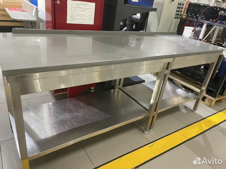 Кондитерский стол с каменной столешницей