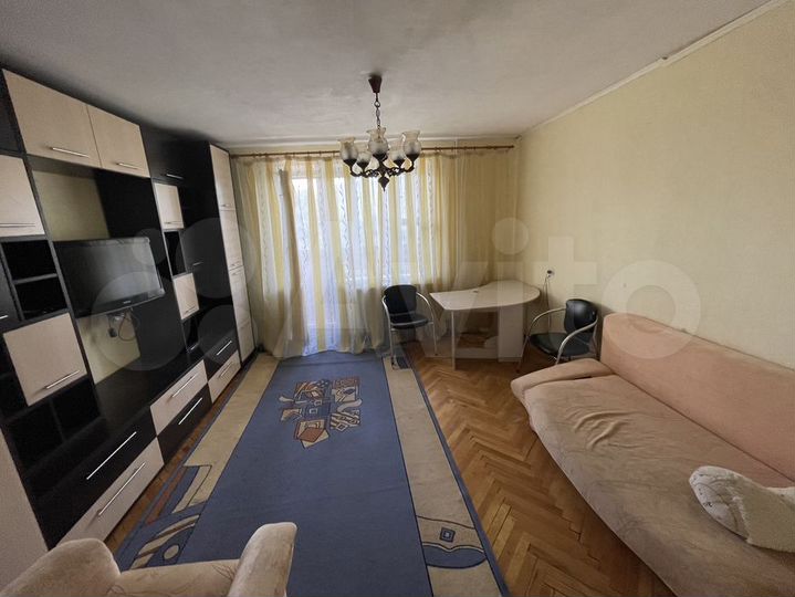 Комната 18 м² в 2-к., 3/5 эт.