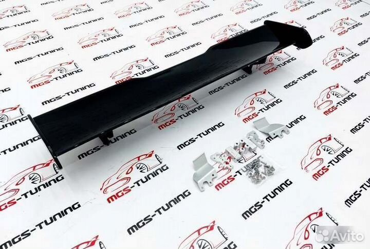 Спойлер стиль GTS на крышку багажника BMW M4 F82